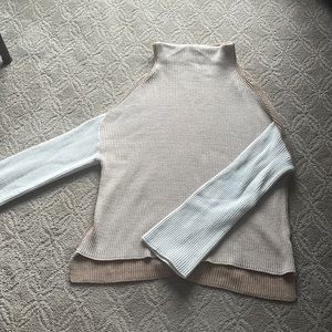Women’s sweater